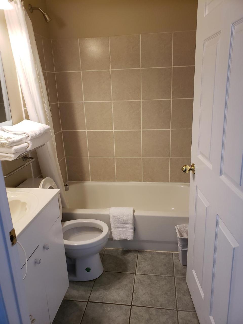 Shemron Suites Hotel Deep River Εξωτερικό φωτογραφία